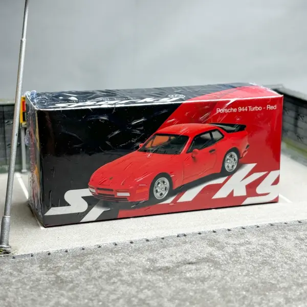 1:64 Diecast Porsche 944 Red Supercar Model - Image 7