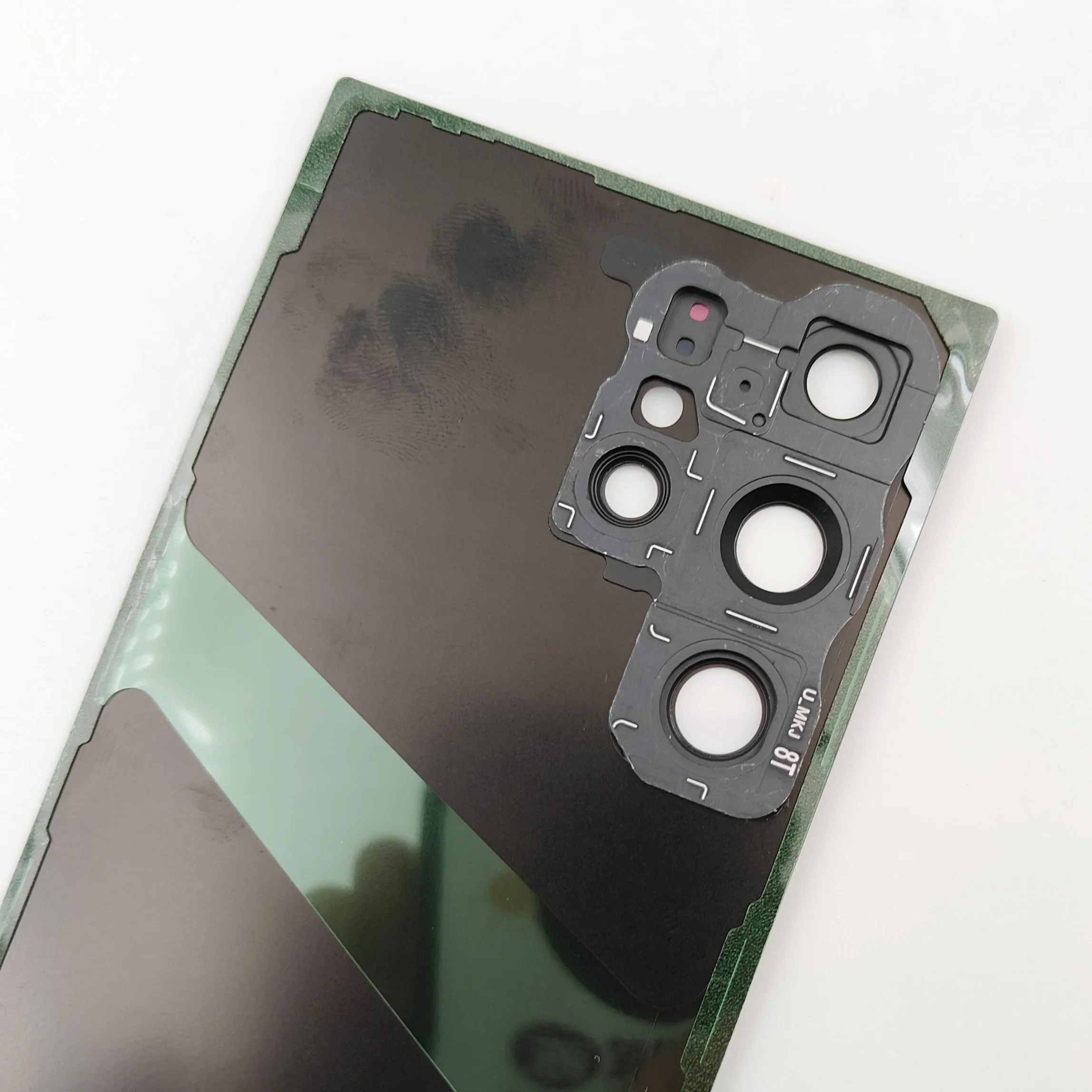 Samsung Galaxy S24 Ultra Glass Back Cover with Logo 4 Samsung Galaxy S24 Ultra Glass Back Cover with Logo - Image 4