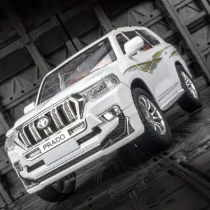1:24 Toyota Prado Off Road Diecast Model Car 15 Sfe561ebb2f724238b1873e50478f2e66T