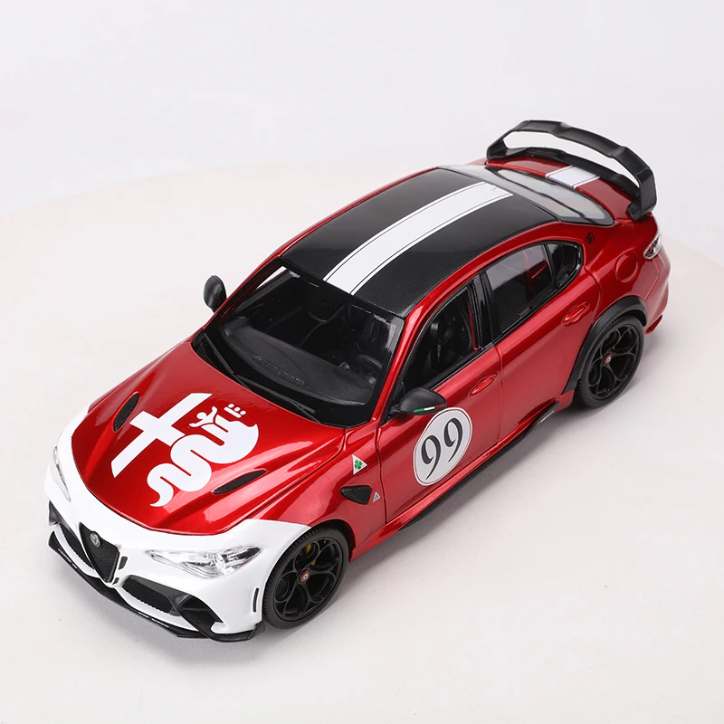Burago 1:18 Alfa Romeo Giulia GTAm Diecast Model 10 Burago 1:18 Alfa Romeo Giulia GTAm Diecast Model - Image 10