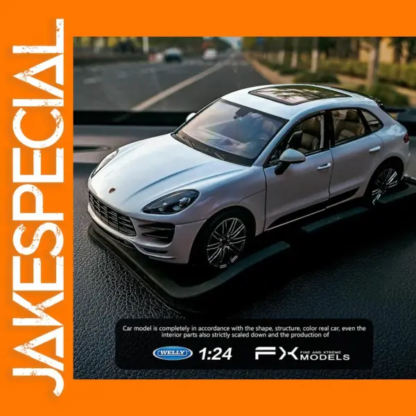 Porsche Macan Turbo 1:24 Diecast Model Car
