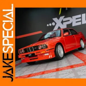 1/24 BMW M3 1988 Diecast Model Car