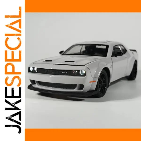 1:24 Dodge Challenger Hellcat Redeye Diecast Model