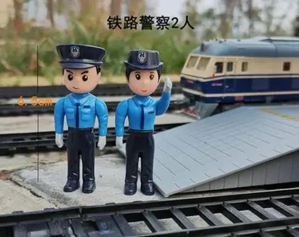 1:87 Scale Cave Railway Crossing Station - Image 13