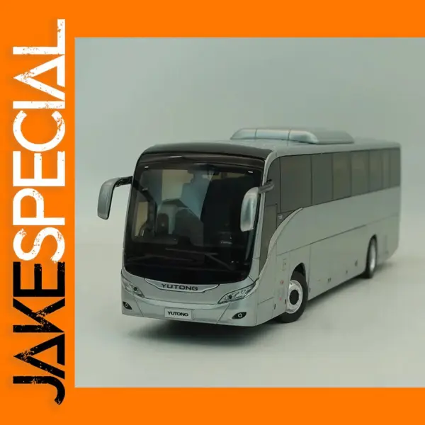 1:42 Scale Yutong T12E Highway Bus Model