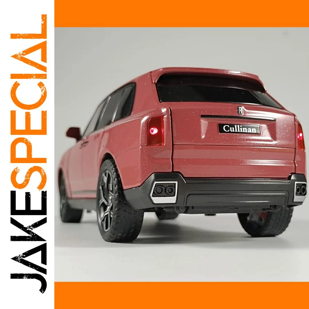 1:24 Premium Rolls Royce Cullinan Diecast Model 1 1:24 Premium Rolls Royce Cullinan Diecast Model