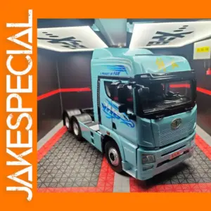 FAW Jiefang JH6 1:24 Diecast Model with Flaws