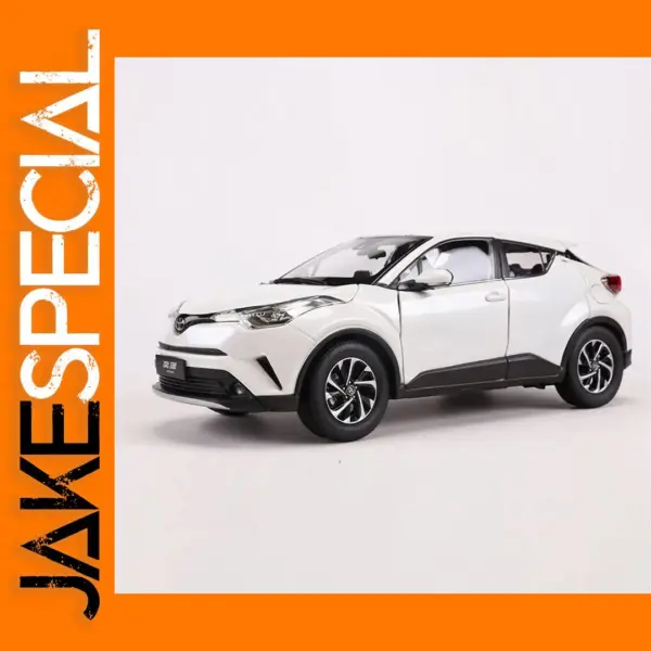 Diecast 1:18 Toyota IZOA Alloy Model Car
