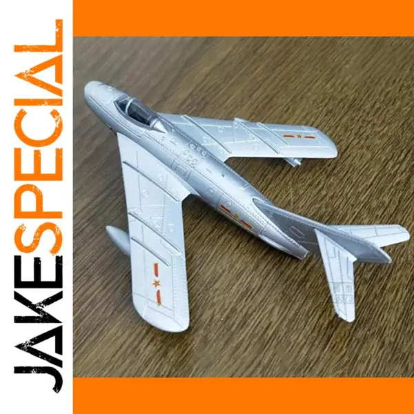 1:100 Scale J-5 Fighter Model Aircraft