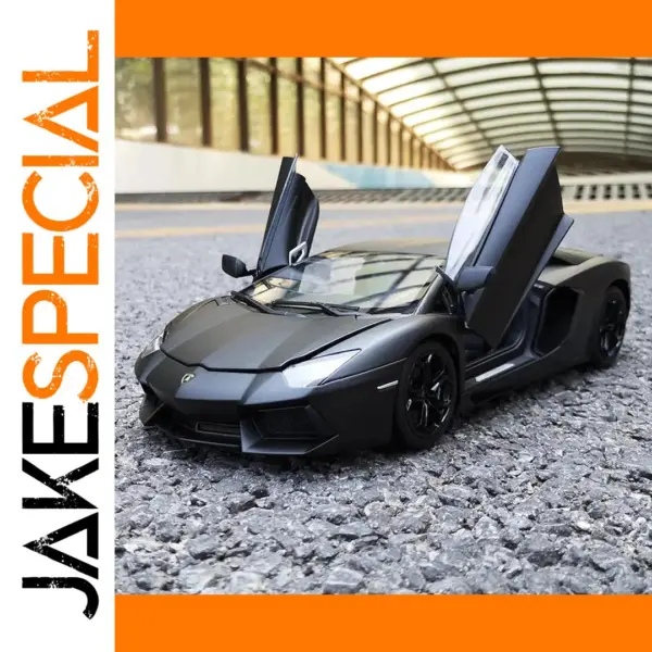 WELLY 1:24 Lamborghini Aventador Diecast Model