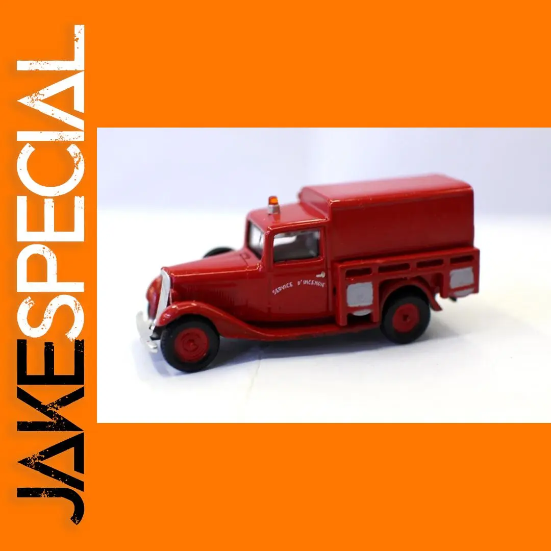 Citroën U11 Fire Truck Diecast Model 1:87 Scale 1 Citroën U11 Fire Truck Diecast Model 1:87 Scale