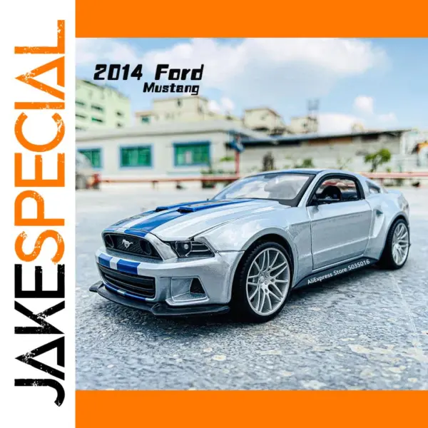 Maisto 1:24 Ford Mustang Diecast Model Car