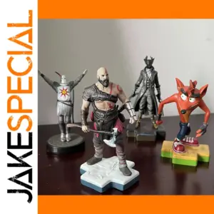TOTAKU Collectible Model Figures Set
