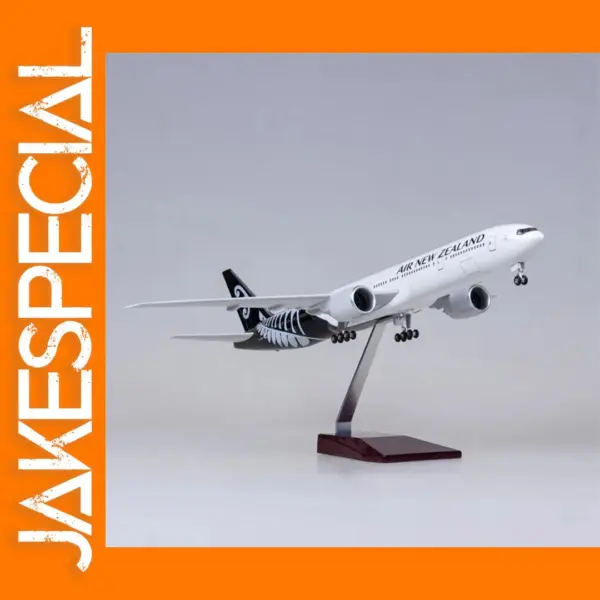 Boeing 777 Diecast Model Airplane 1:157 Scale