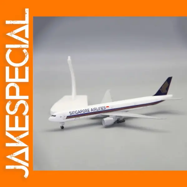 Singapore Airlines B777-300ER 1:400 Model Aircraft
