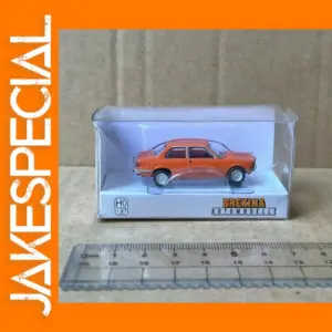 Bburago 1:87 Scale 323i Model Car