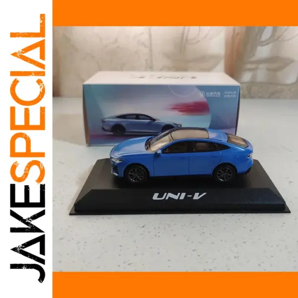 1:43 Changan UNIV Plastic Car Model Flaws