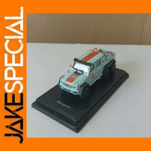 Benz G63 6*6 1:64 Scale Diecast Model