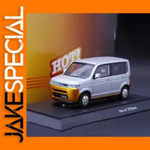 Welly 1:43 HODNA THAT'S 2002 Alloy Model