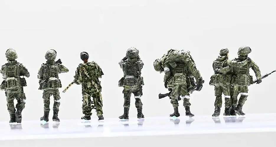 1/72 Russian Soldier Patrol Team Model Set 3 1/72 Russian Soldier Patrol Team Model Set - Image 3