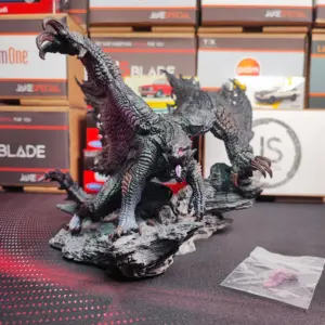 Minor Fix Needed - Gore Magala 18cm Figure with Horns Disassembled - Please Read Description 18 1000167208