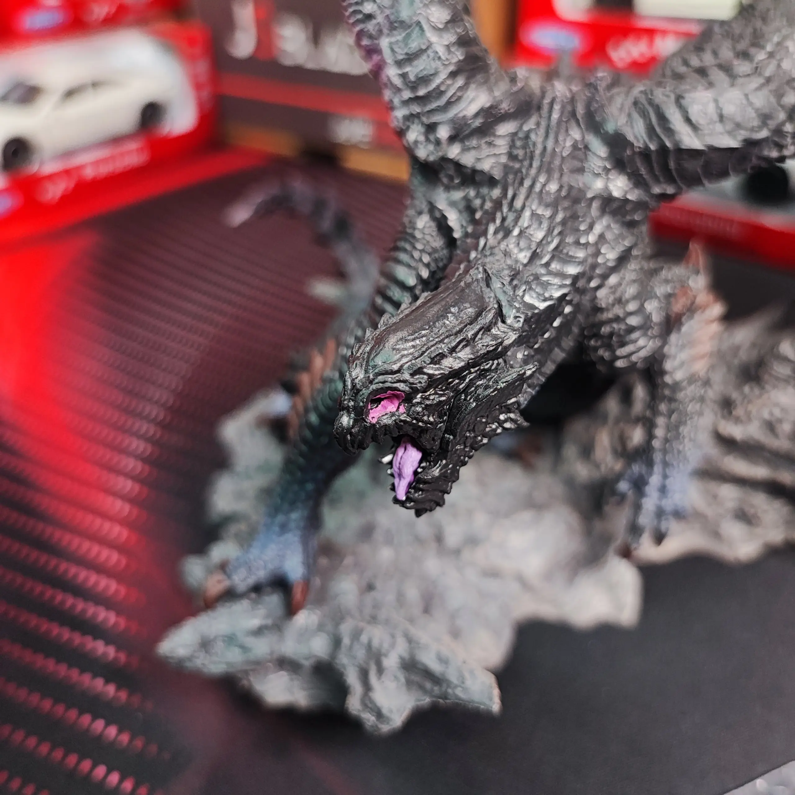 Minor Fix Needed - Gore Magala 18cm Figure with Horns Disassembled - Please Read Description 2 Minor Fix Needed - Gore Magala 18cm Figure with Horns Disassembled - Please Read Description - Image 2