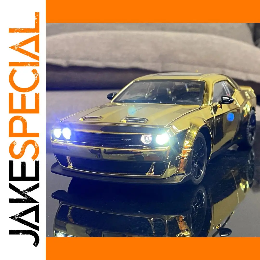 1:24 Dodge Challenger SRT Hellcat Diecast Model 1 1:24 Dodge Challenger SRT Hellcat Diecast Model