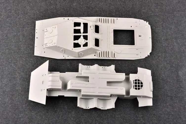 Russian BRDM-1 Scout Vehicle Model Kit 1:35 10 Russian BRDM-1 Scout Vehicle Model Kit 1:35 - Image 10