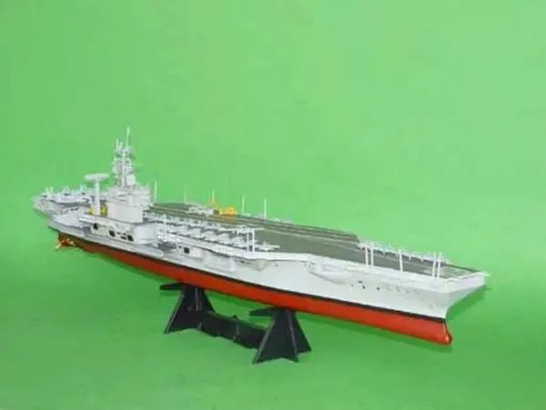 USS Nimitz Class CVN-68 Aircraft Carrier Model Kit 1/500 - Image 3