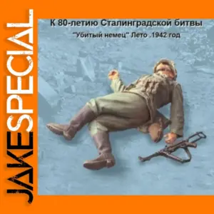 1/35 Resin WWII Wounded Soldier Model Kit Unassembled
