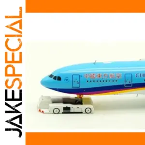 1:400 Scale Airplane Model Tow Truck