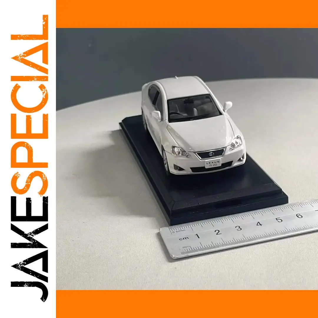 1:43 Scale Lexus 2006 IS 250 Alloy Car Model 1 1:43 Scale Lexus 2006 IS 250 Alloy Car Model