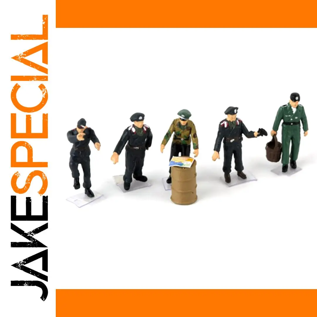 1/72 German Military Officer & Logistics Team Set 1 1/72 German Military Officer & Logistics Team Set