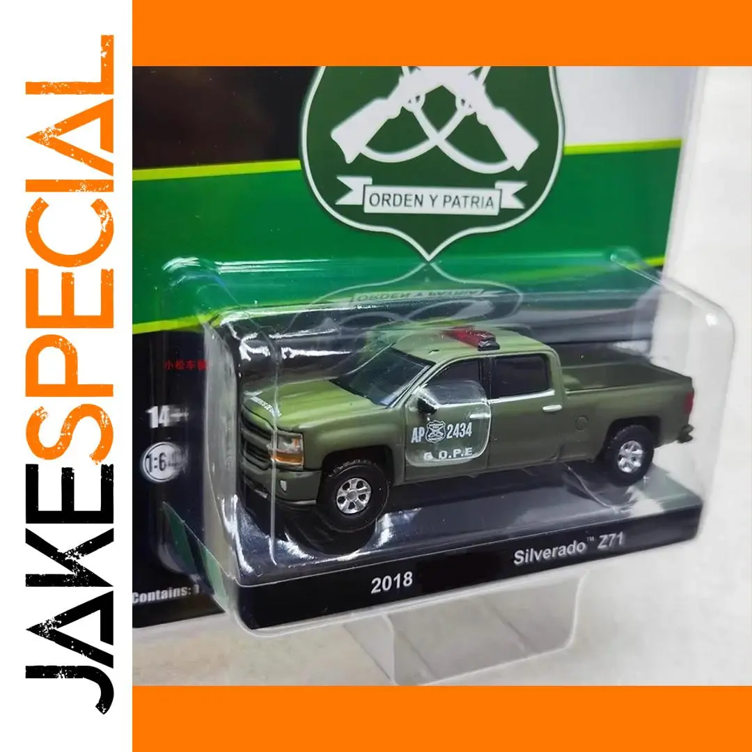 Chilean Silverado Z71 1:64 Diecast Model 1 Chilean Silverado Z71 1:64 Diecast Model