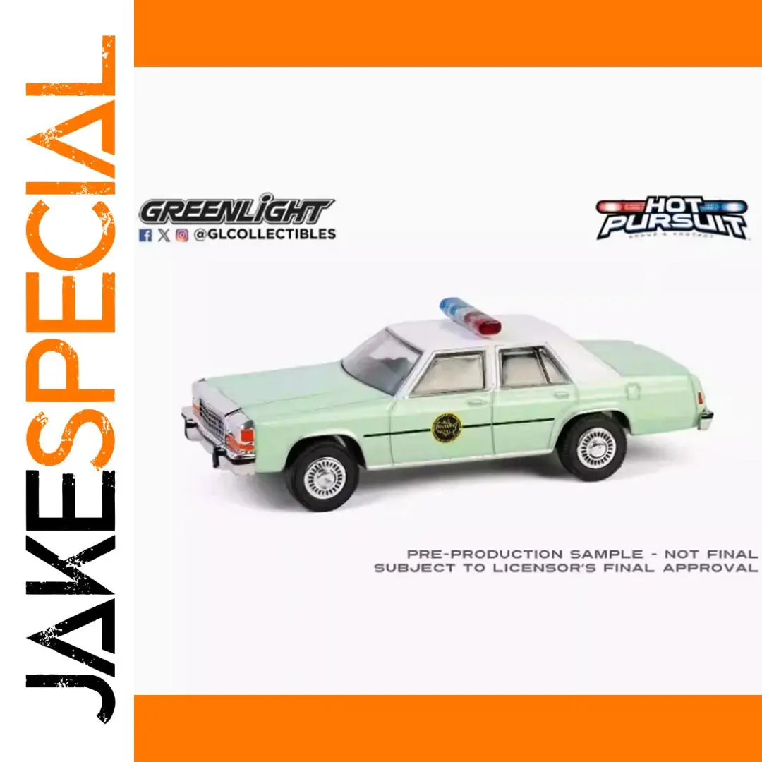 Diecast 1:64 1983 Ford LTD & 1969 Scout Model 1 Diecast 1:64 1983 Ford LTD & 1969 Scout Model