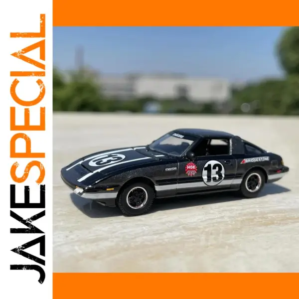 1:64 Scale Diecast Alloy Mazda RX7 Model