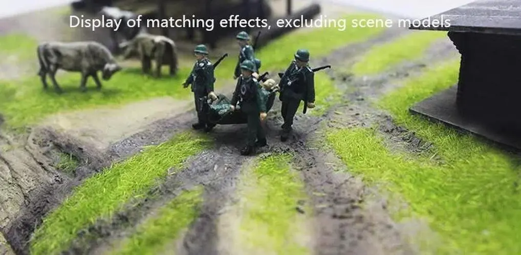 1/72 German WWII Medic Stretcher Squad Model 3 1/72 German WWII Medic Stretcher Squad Model - Image 3