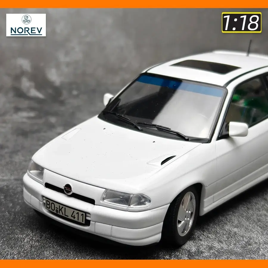 NOREV 1/18 Opel Astra GSi 1991 Diecast Model 5 NOREV 1/18 Opel Astra GSi 1991 Diecast Model - Image 5
