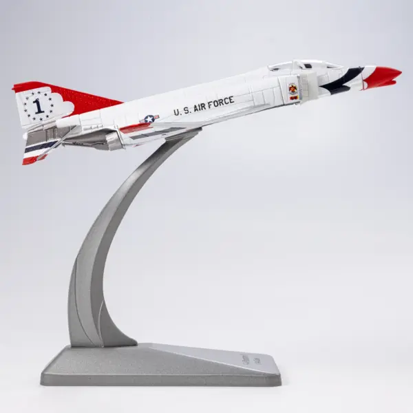 F-4 Phantom II 1/144 Scale Model Aircraft - Image 3