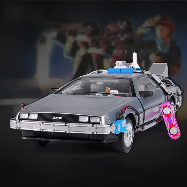 1/18 Scale DeLorean DMC-12 Diecast Model - Image 3