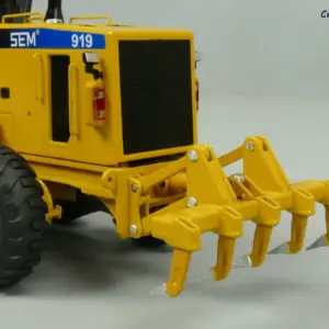 1:35 Scale SEM 919 Grader Construction Model 20 H537a5ad51f7f4332b8c4a1d3b4e1587dF