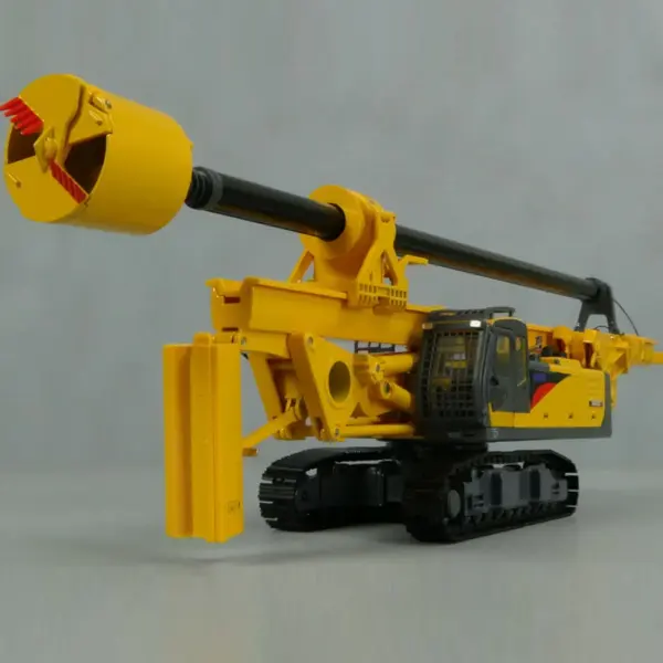 1:35 Scale XCMG Rotary Drilling Rig Model - Image 4