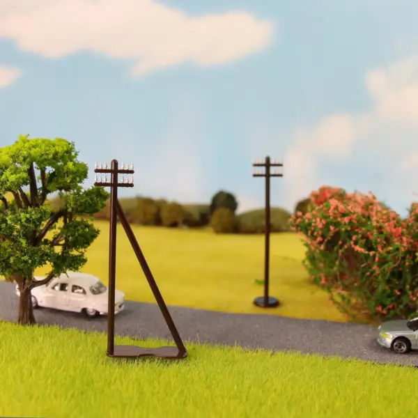 HO Scale Model Power Poles Set 24pcs GY19087 - Image 4