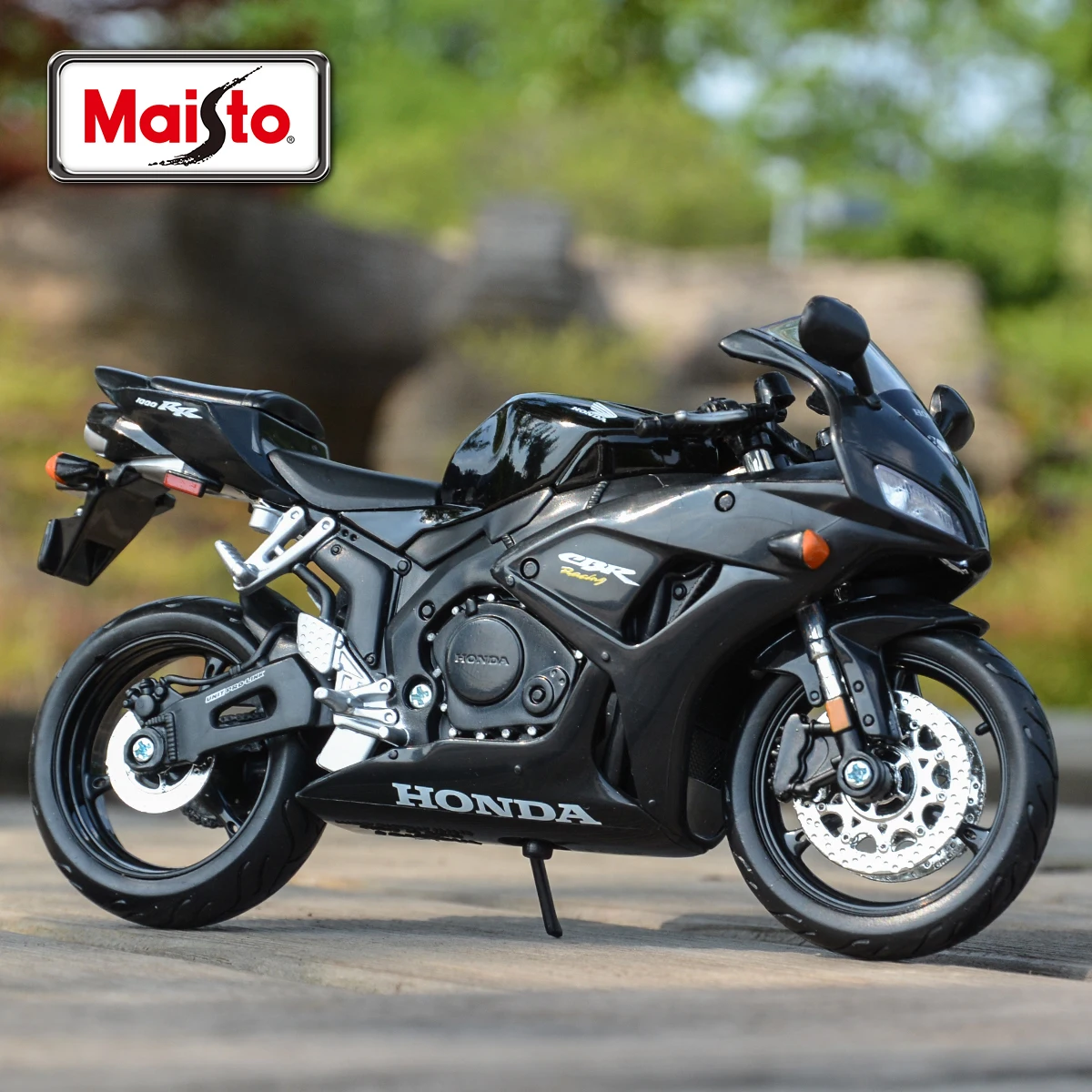 Maisto 1:12 Black Honda CBR600RR Model 2 Maisto 1:12 Black Honda CBR600RR Model - Image 2