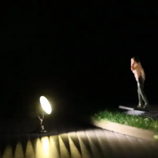 HO Scale 1:87 LED Flood Lights Set for Model Railways - Image 5