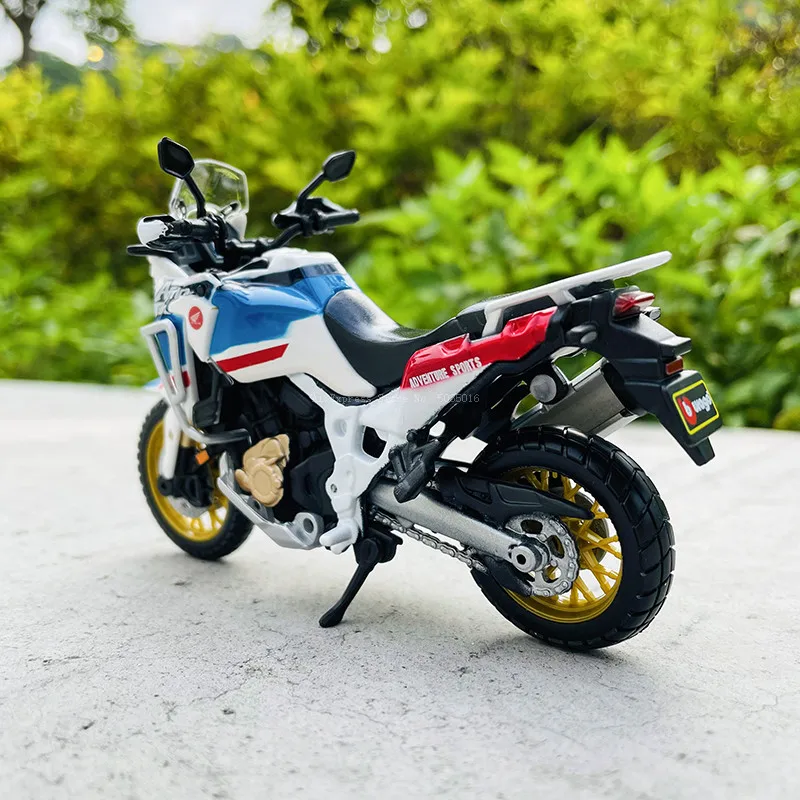 Bburago 1:18 Yamaha FJR 1300 AS Model Motorcycle 3 Bburago 1:18 Yamaha FJR 1300 AS Model Motorcycle - Image 3