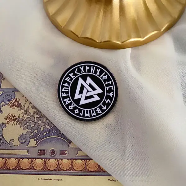 Norse Tri-Triangle Rune Shield Pin - Image 6
