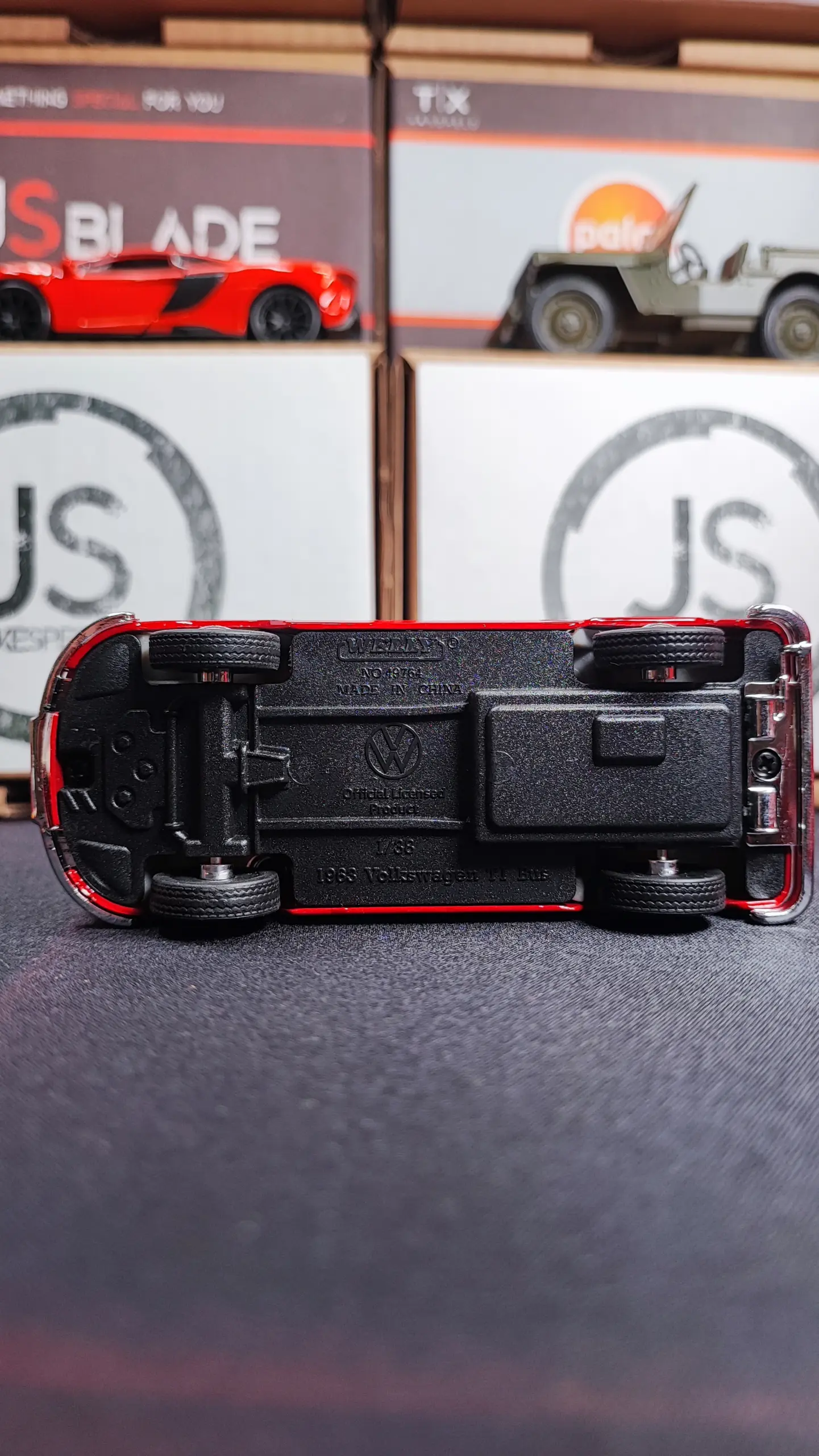 WELLY 1:36 Diecast Volkswagen T1 Bus Model 6 WELLY 1:36 Diecast Volkswagen T1 Bus Model - Image 6