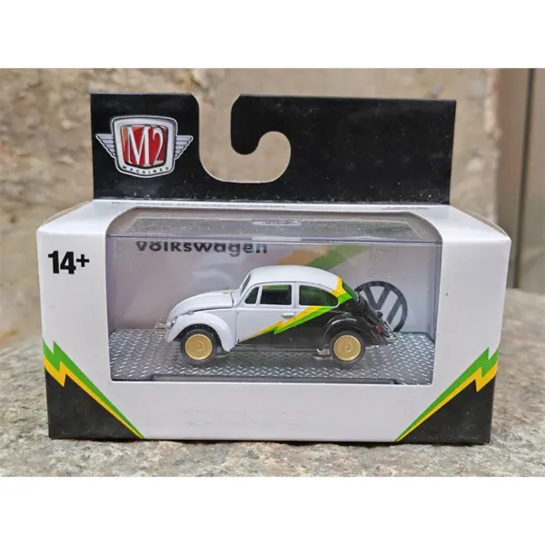 M2 1:64 Willis Beetle Van Diecast Model - Image 14