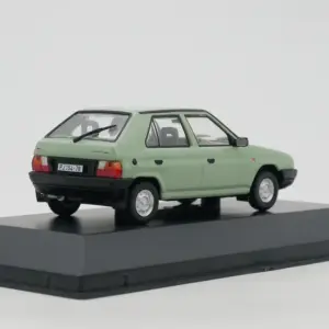 S005f2fbccdb34d3d91f40cbe68a8a805z